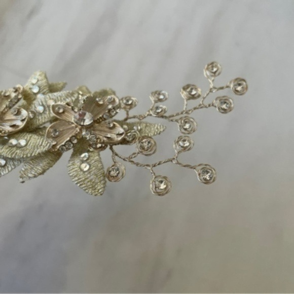 Wedding Hair Clip with Crystals, Metallic Flowers & Leaves - Picture 10 of 12